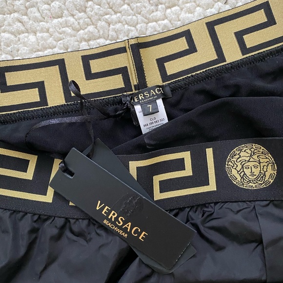 *SOLD* NWT Versace Mens Swim Shorts size 7 - Picture 3 of 3